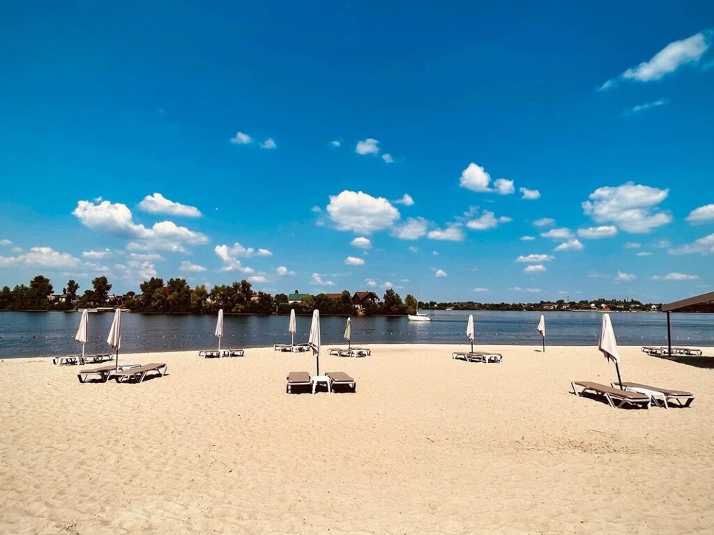 Топ пляжів Києва